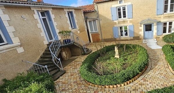 https://perenia.fr/wp-content/uploads/2024/03/20241121_130243-1.jpg