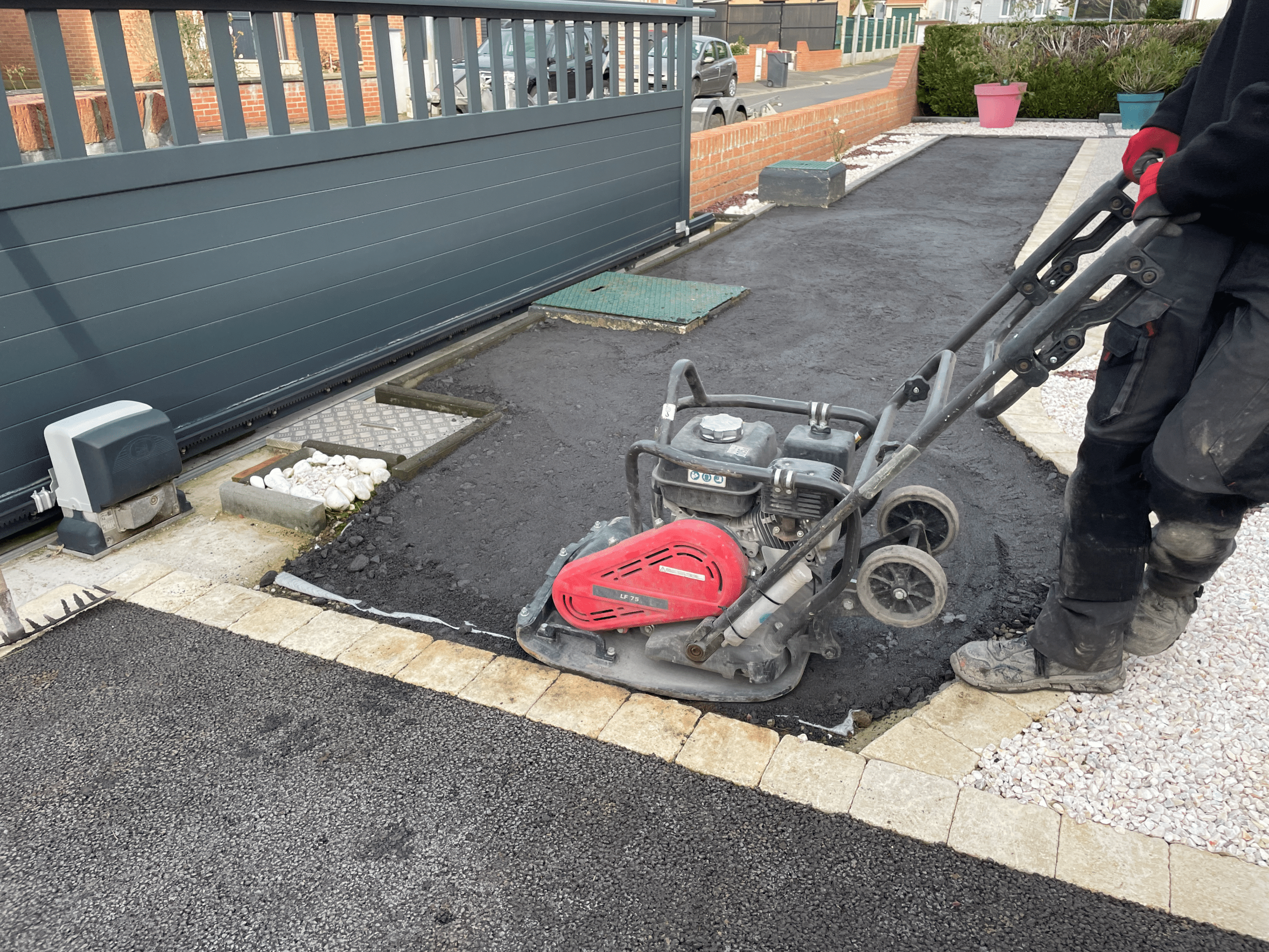 Pose gazon synthétique8