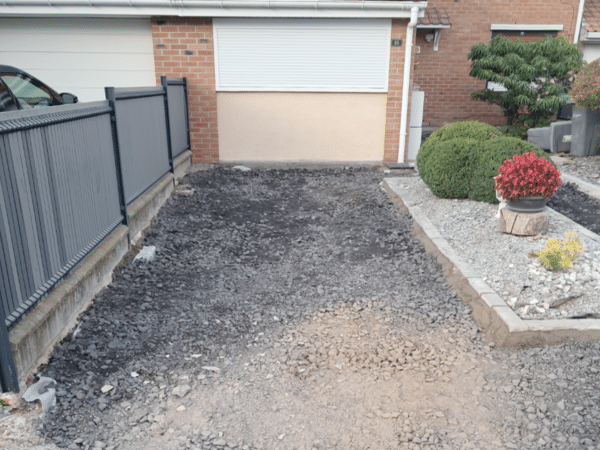 entrée de garage en enrobé