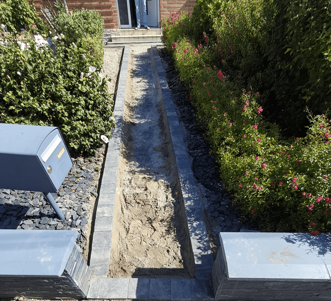 Entrée de maison en enrobé