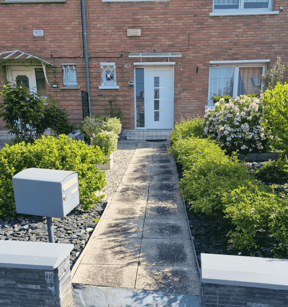 Entrée de maison en enrobé