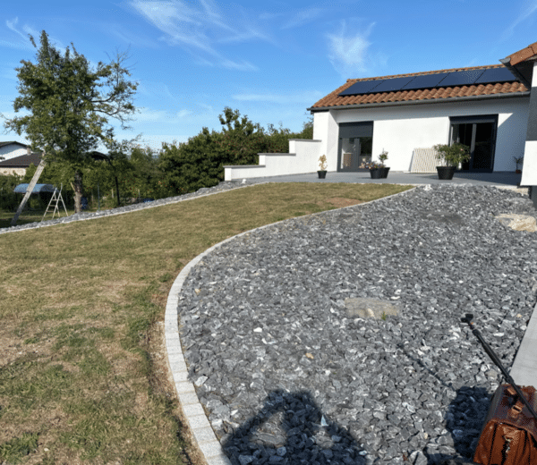 Jardin gazon synthétique