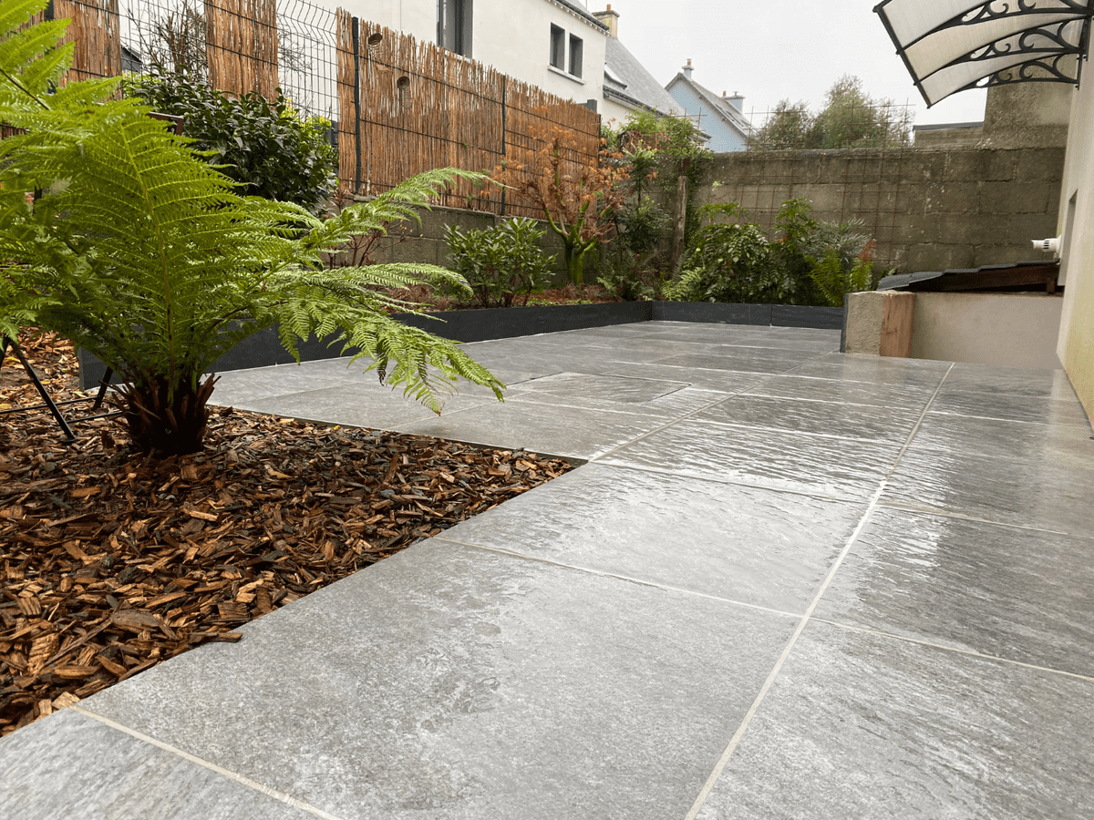 https://perenia.fr/wp-content/uploads/2026/09/contour_de_maison_dallage.png