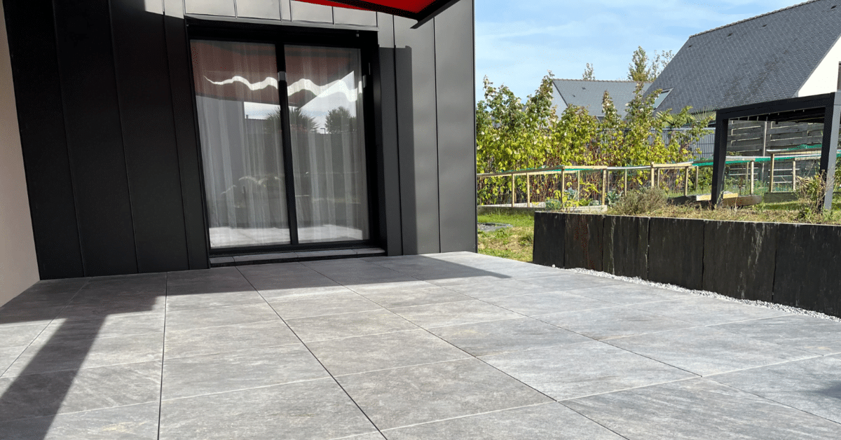 https://perenia.fr/wp-content/uploads/2026/09/terrasse_dalles-3.png