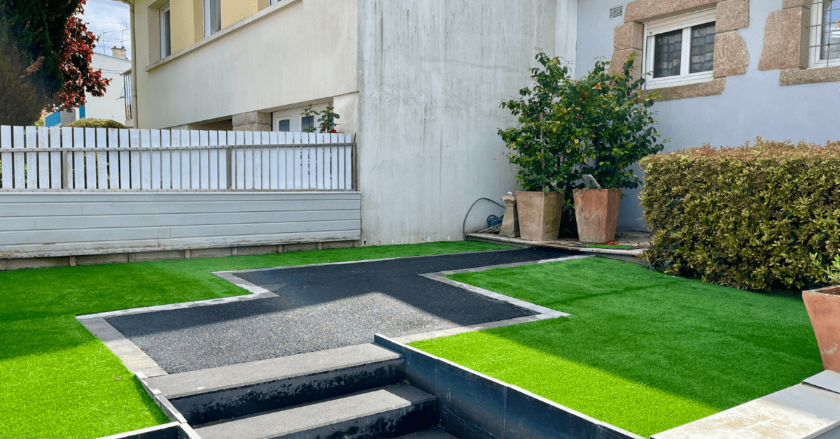 https://perenia.fr/wp-content/uploads/2026/09/terrasse_gazon-1.png